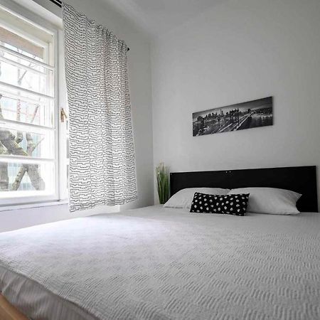 Step Apartments Belgrado Buitenkant foto